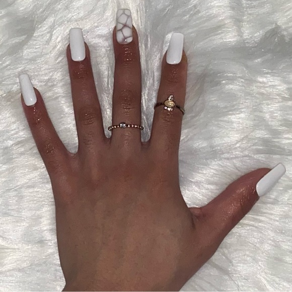10pcs Medium Square Wedding Gown Accent Press On Nails - Picture 1 of 8